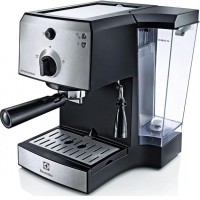 Кофеварка Electrolux EEA 111